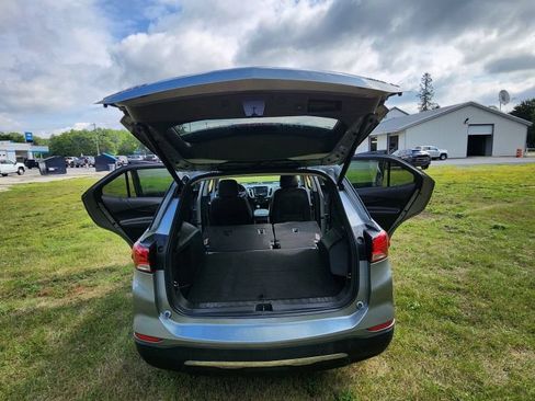 Used 2023 Chevrolet Equinox LT AWD/4WD image 10