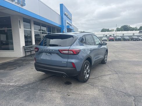 Used 2025 Ford Escape ST-Line w/ Tech Pack #1 AWD/4WD image 4