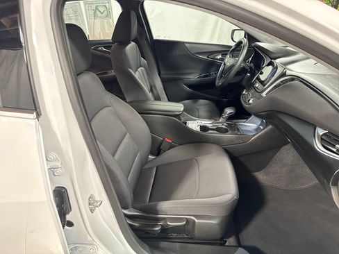 Used 2024 Chevrolet Malibu LT FWD image 26