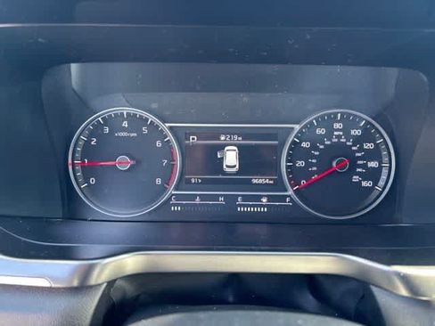 Used 2022 Kia Sorento LX FWD image 13