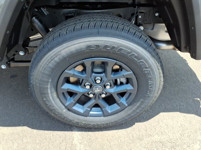 New 2026 Jeep Gladiator Sport AWD/4WD image 4