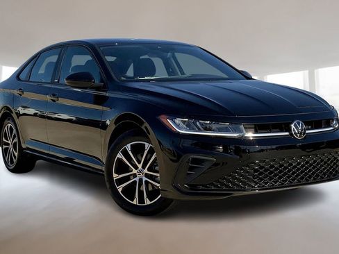Used 2026 Volkswagen Jetta Sport FWD image 2