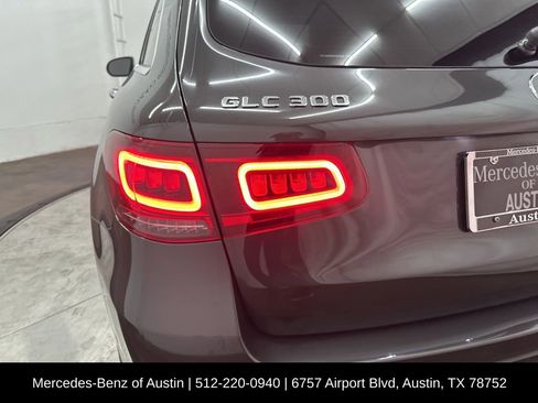 Certified 2021 Mercedes-Benz GLC 300 image 32