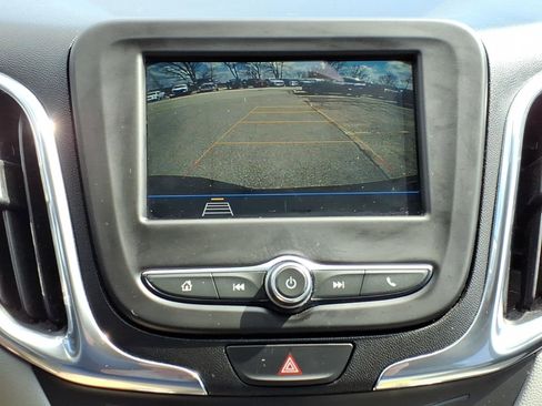 Used 2019 Chevrolet Equinox LS w/ LS Convenience Package image 18