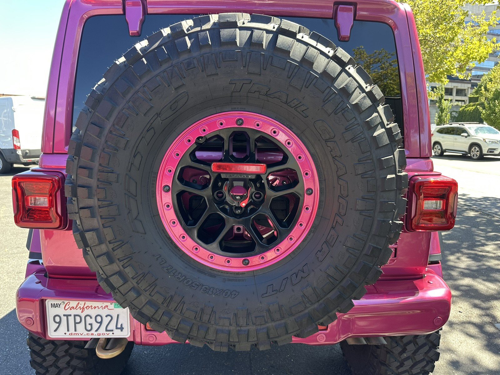 Used 2022 Jeep Wrangler Unlimited Rubicon 392 w/ Xtreme Recon 35" Tire Package AWD/4WD image 19