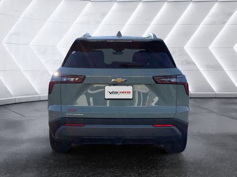 Used 2025 Chevrolet Equinox LT w/ Convenience Package II image 5