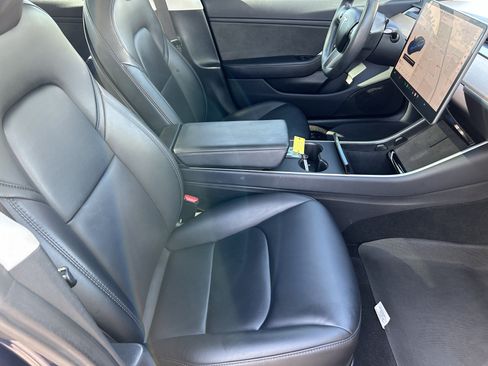 Used 2018 Tesla Model 3 Long Range RWD image 9
