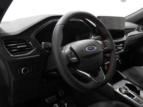 Used 2023 Ford Escape ST-Line w/ Tech Pack #1 FWD image 12