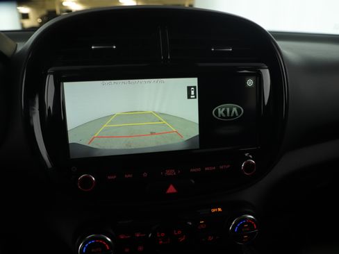 Used 2021 Kia Soul EX image 15