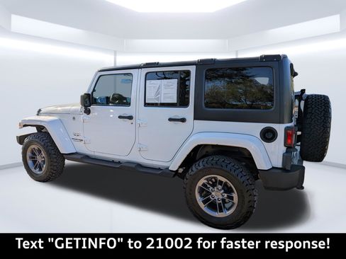 Used 2018 Jeep Wrangler Unlimited Sahara w/ Dual Top Group image 6