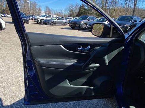 Used 2017 Nissan Rogue Sport SV w/ SV Premium Package AWD/4WD image 15