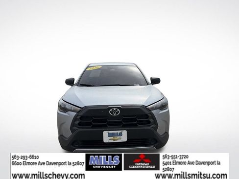 Used 2026 Toyota Corolla Cross L FWD image 8