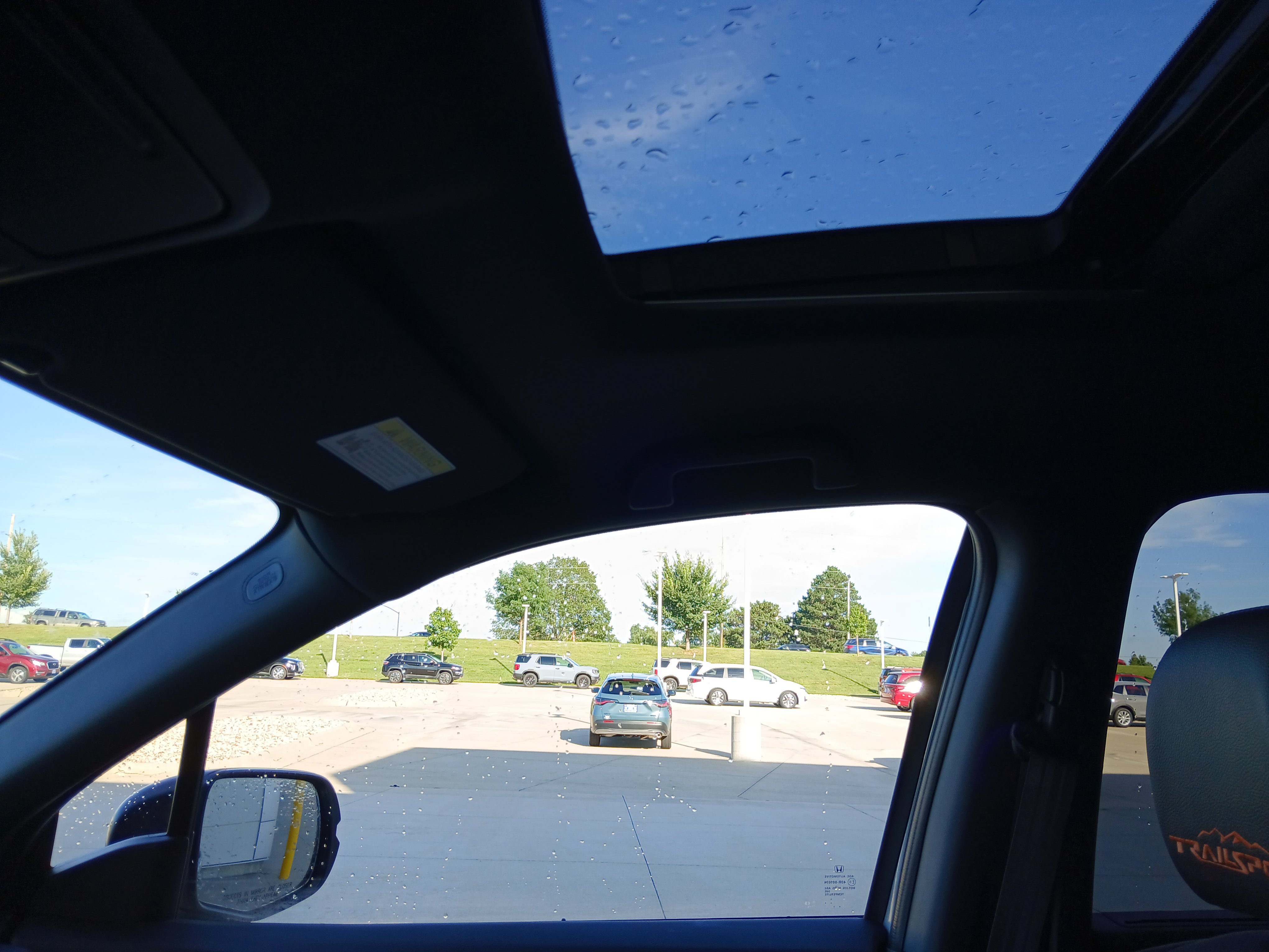 Used 2025 Honda Passport TrailSport image 18