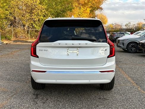 New 2026 Volvo XC90 B6 Ultra w/ Protection Package image 3