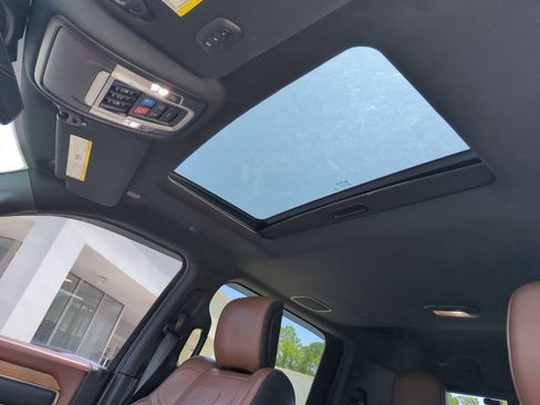 Used 2020 RAM 3500 Limited AWD/4WD image 28