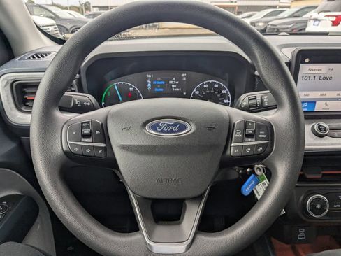 Certified 2023 Ford Maverick XLT image 27
