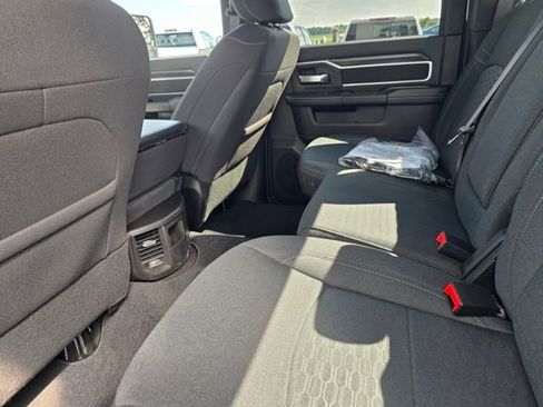 Used 2025 RAM 2500 Big Horn AWD/4WD image 26