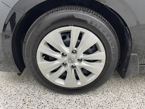 Used 2025 Nissan Sentra S FWD image 7