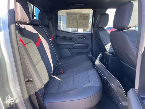 Used 2024 Chevrolet Colorado Z71 w/ Z71 Convenience Package 2 image 31