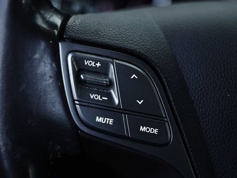 Used 2018 Hyundai Santa Fe SE w/ SE Premium Package 02 FWD image 35