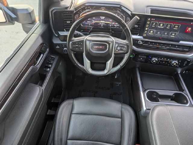 Used 2025 GMC Sierra 2500 SLT w/ SLT Convenience Package AWD/4WD image 11