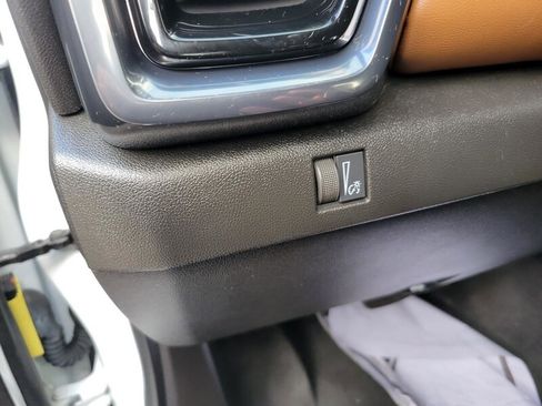 Used 2023 GMC Canyon AT4 w/ AT4 Premium Package image 17