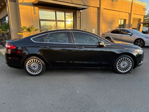 Used 2016 Ford Fusion Titanium image 9