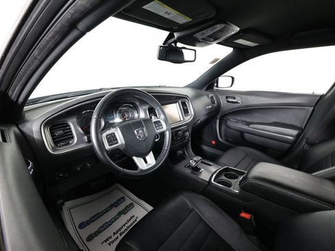Used 2013 Dodge Charger SXT Plus image 10