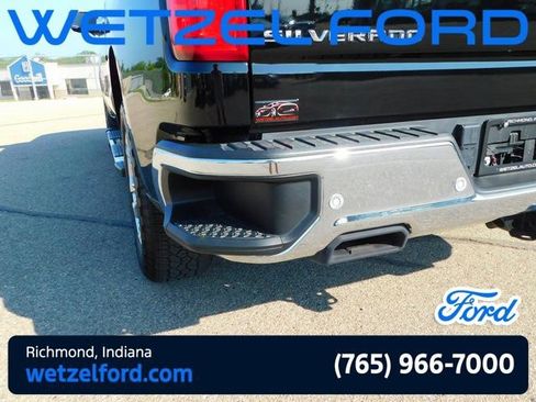 Used 2024 Chevrolet Silverado 1500 LTZ w/ LTZ Premium Package AWD/4WD image 6