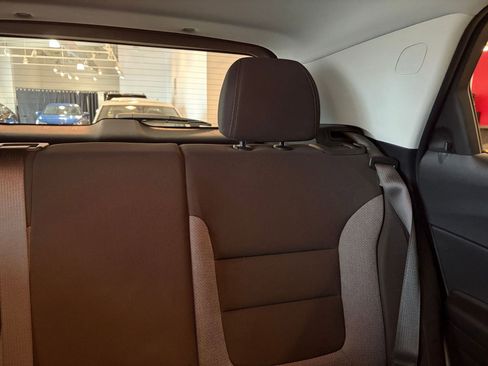 Used 2025 Chevrolet TrailBlazer LT image 35