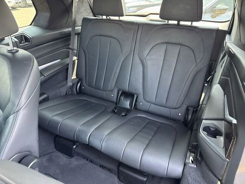 Used 2020 BMW X7 M50i w/ Luxury Seating Package AWD/4WD image 33
