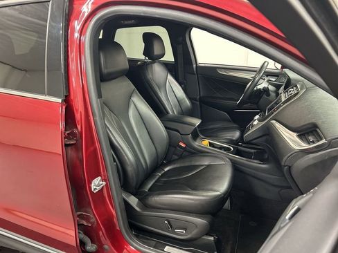 Used 2019 Lincoln MKC Premiere image 22