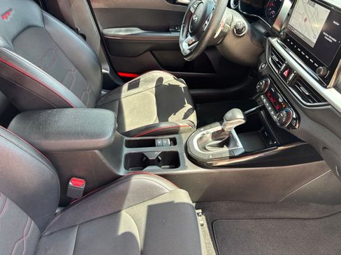 Used 2023 Kia Forte GT FWD image 33