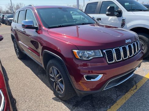 Used 2019 Jeep Grand Cherokee Limited image 19