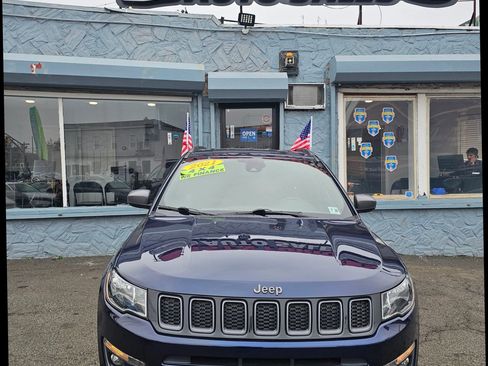 Used 2021 Jeep Compass Latitude w/ Driver Assistance Group image 1