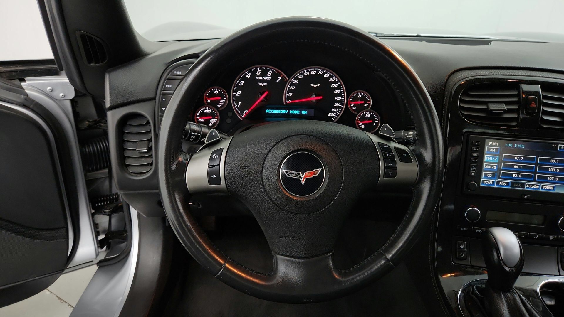 Used 2010 Chevrolet Corvette Grand Sport w/ Preferred Equipment Group RWD image 16