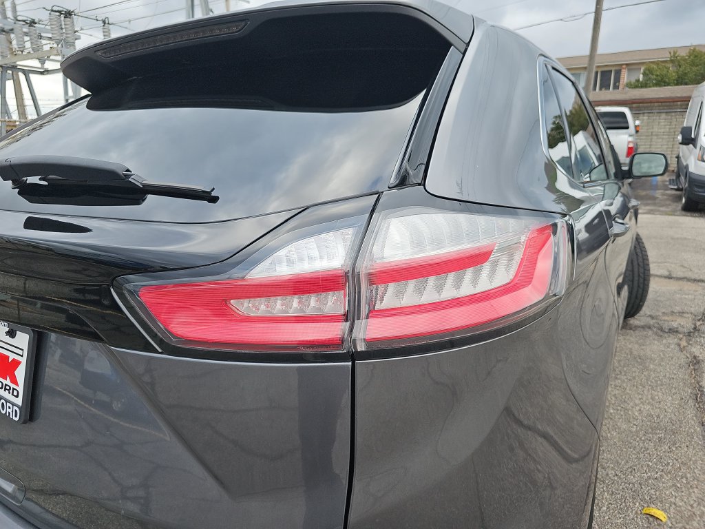 Used 2022 Ford Edge SEL AWD/4WD image 34