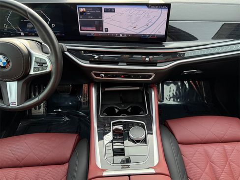 Certified 2024 BMW X6 xDrive40i w/ Premium Package image 11