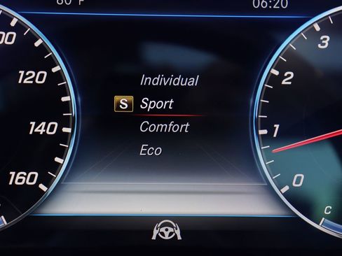 Used 2019 Mercedes-Benz S 560 Sedan w/ AMG Line Exterior image 51