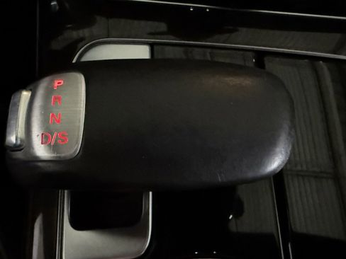 Used 2016 Audi A8 L 4.0T w/ Driver Assistance Package image 38