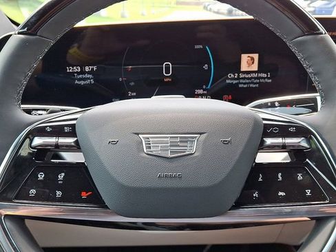 New 2026 Cadillac Vistiq Luxury w/ LPO, Floor Liner Package AWD/4WD image 13