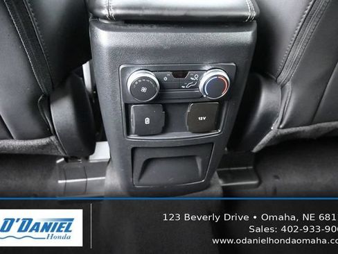 Used 2022 Ford Explorer XLT w/ Equipment Group 202A AWD/4WD image 37