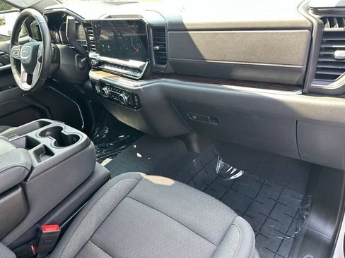 Used 2024 GMC Sierra 1500 Elevation w/ LPO, GMC Protection Package AWD/4WD image 10