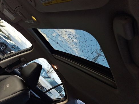 Used 2014 INFINITI Q50 Premium w/ Navigation Package image 19