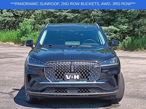 Used 2025 Lincoln Aviator AWD image 31