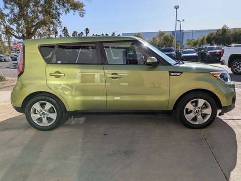 Used 2019 Kia Soul image 6