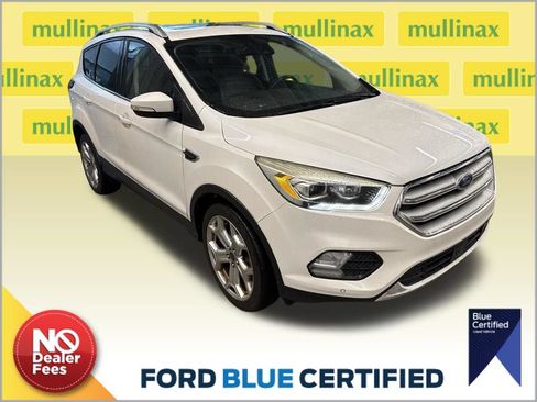 Used 2019 Ford Escape Titanium FWD image 1