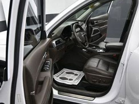 Used 2021 Kia Telluride SX w/ Towing Package FWD image 16
