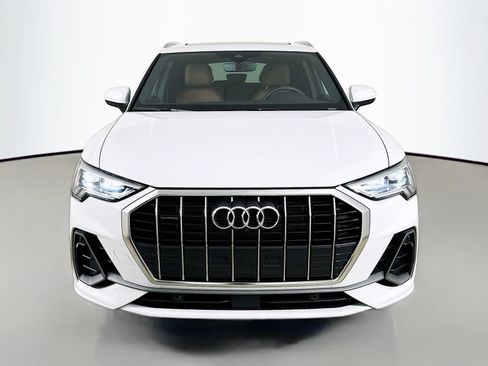 Used 2025 Audi Q3 2.0T Premium Plus w/ Premium Plus Package AWD/4WD image 2