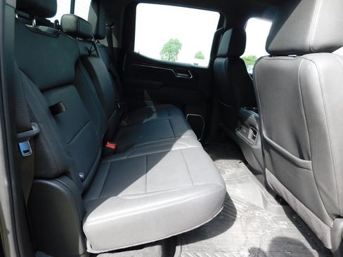 Certified 2025 Chevrolet Silverado 1500 LT Trail Boss w/ LT Trail Boss Premium Package AWD/4WD image 5